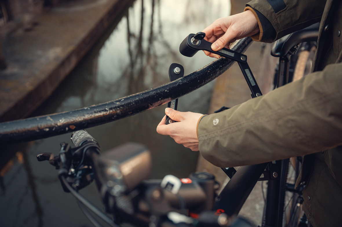 AXA Fold Lite 80 | AXA Bike Security 🇬🇧